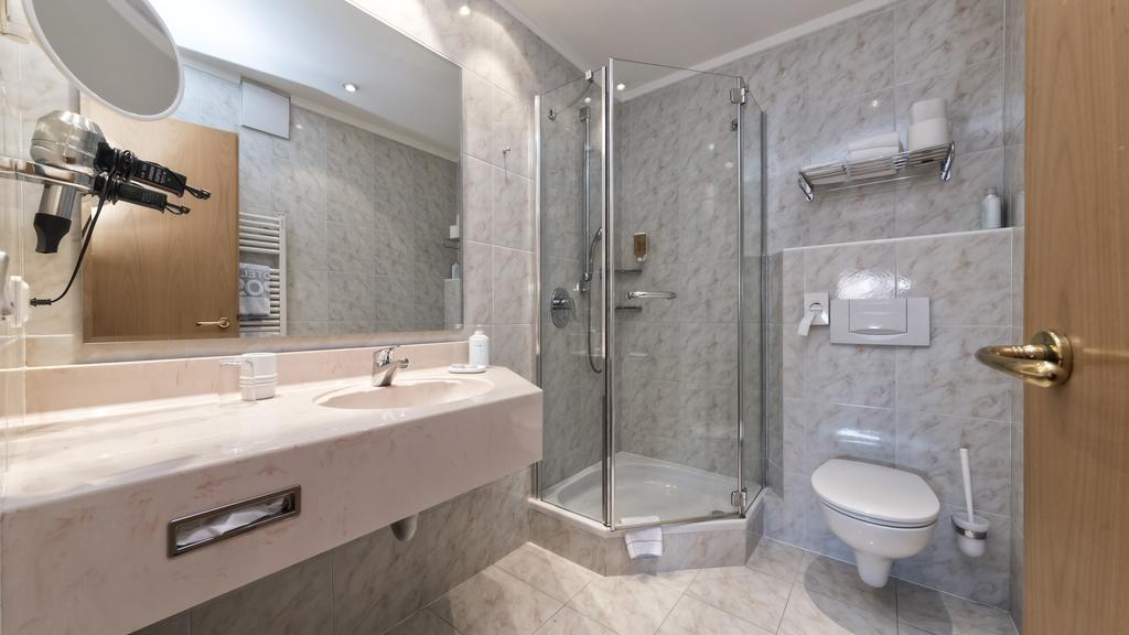 Hotel Post - Olangcard Included Εξωτερικό φωτογραφία