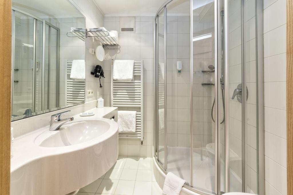 Hotel Post - Olangcard Included Εξωτερικό φωτογραφία