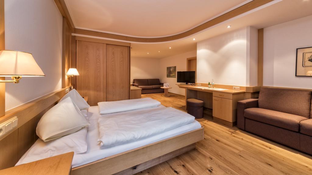 Hotel Post - Olangcard Included Εξωτερικό φωτογραφία